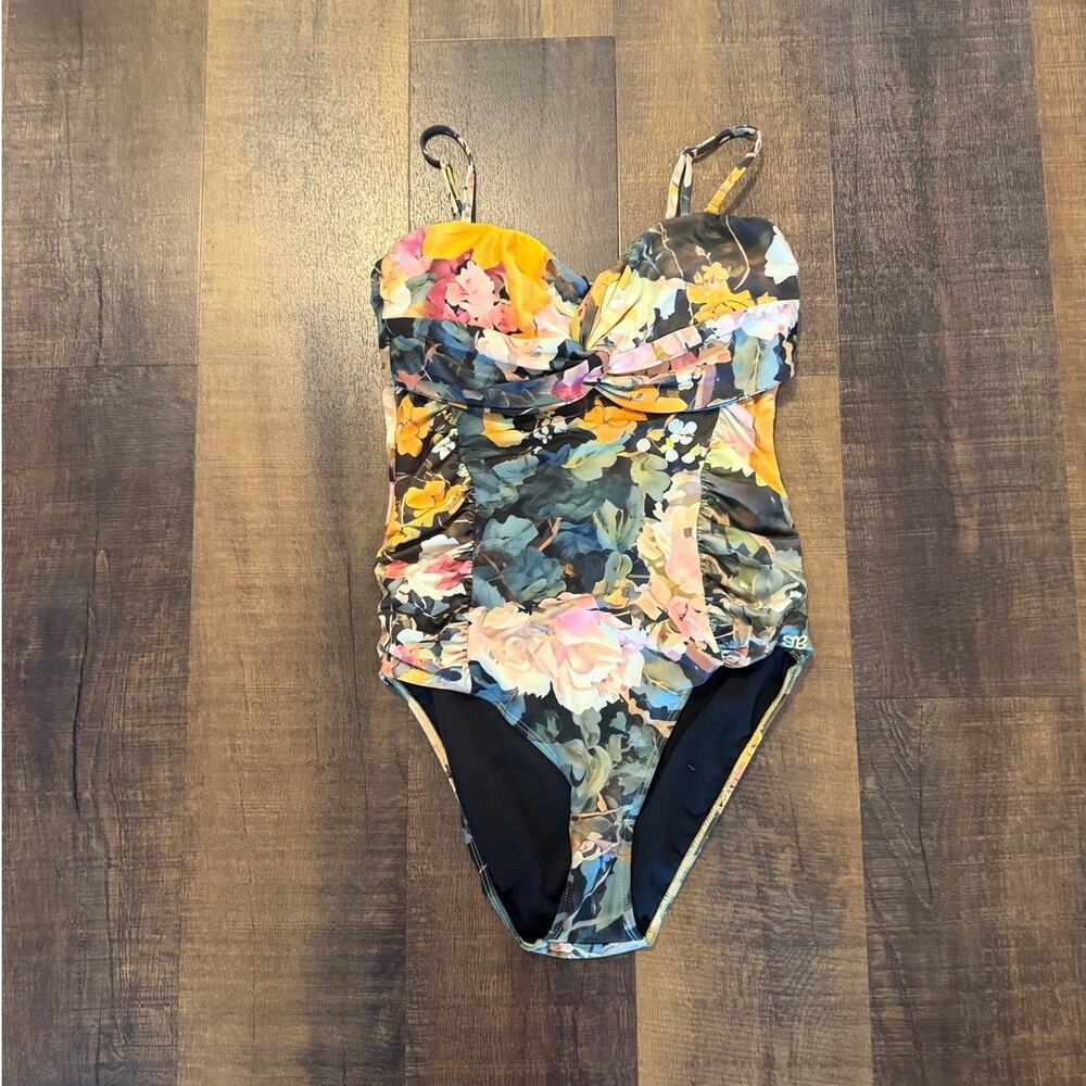 Albion Fit Braid One-Piece Swimsuit Rosalia Floral Size Medium